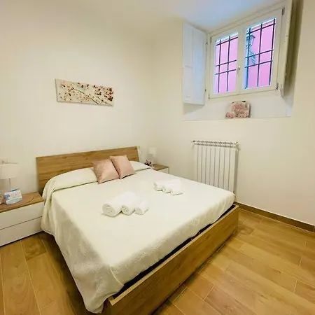 Alice's Dream - Downtown Apartment Brescia