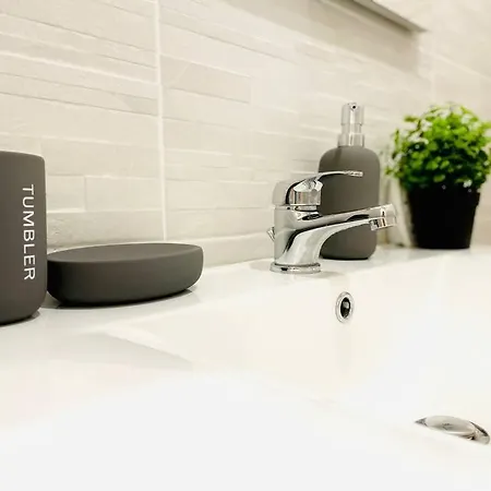 Alice's Dream - Downtown Brescia