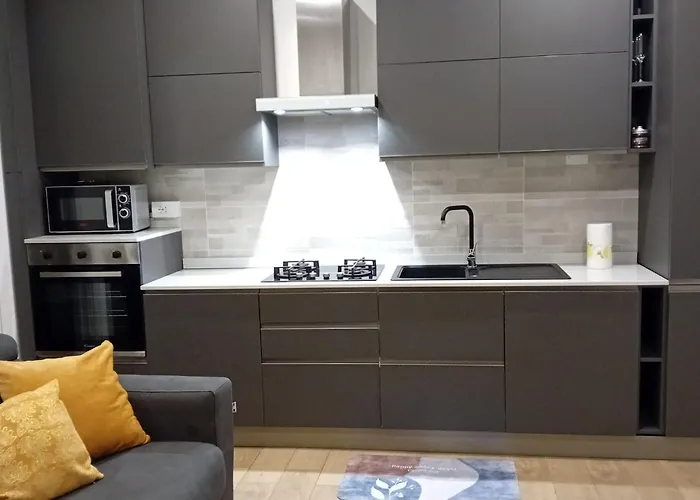 Alice's Dream - Downtown